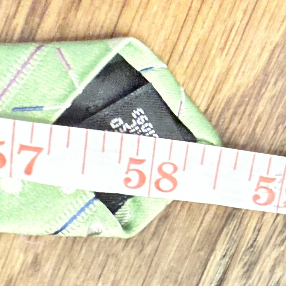 Van Heusen Silk Golf Club Tie Bright Green 100% Silk 58.5